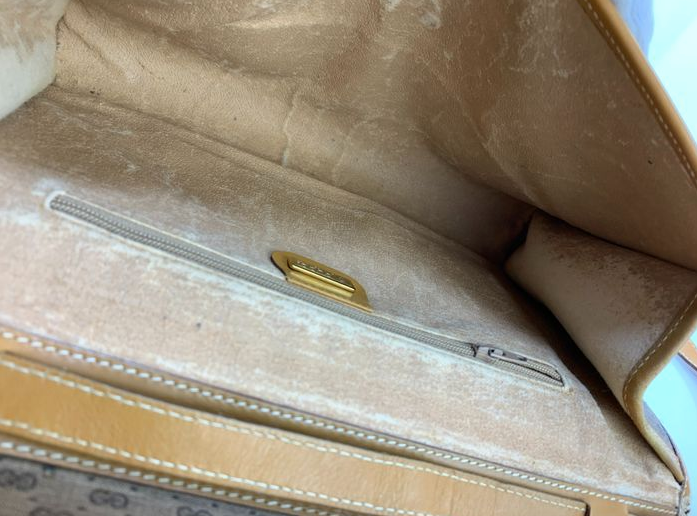 Vintage GG Gucci Shoulder Bag