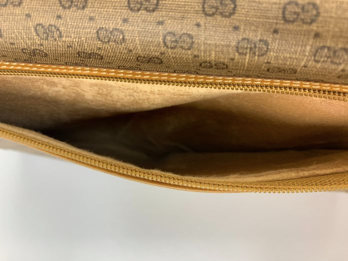 Vintage GG Gucci Shoulder Bag