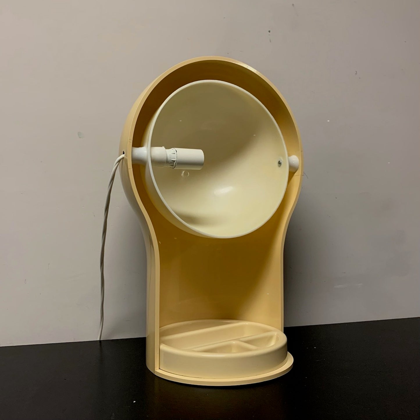 Telegono Lamp Vico Magistretti for Artemide