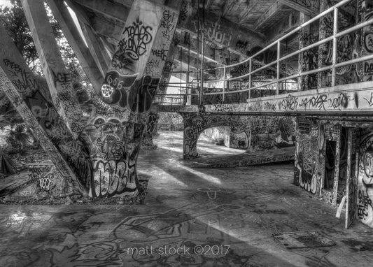 Welcome to the stadium (B&W)